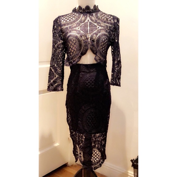 L'ATISTE Dresses & Skirts - 2 Piece Lace Skirt & Crop Top